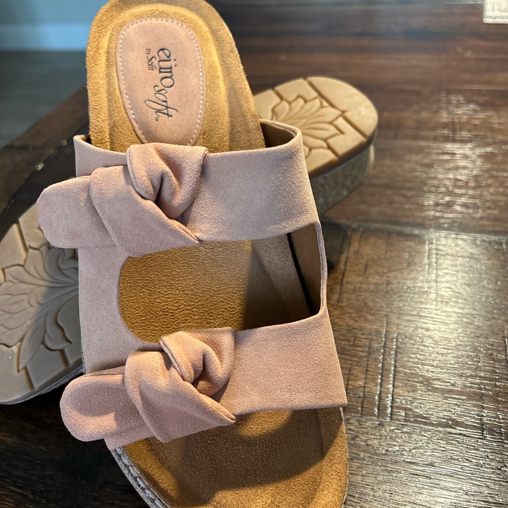Brand new, never worn Eurosoft nubuck sandals. Color is a soft rose/peach